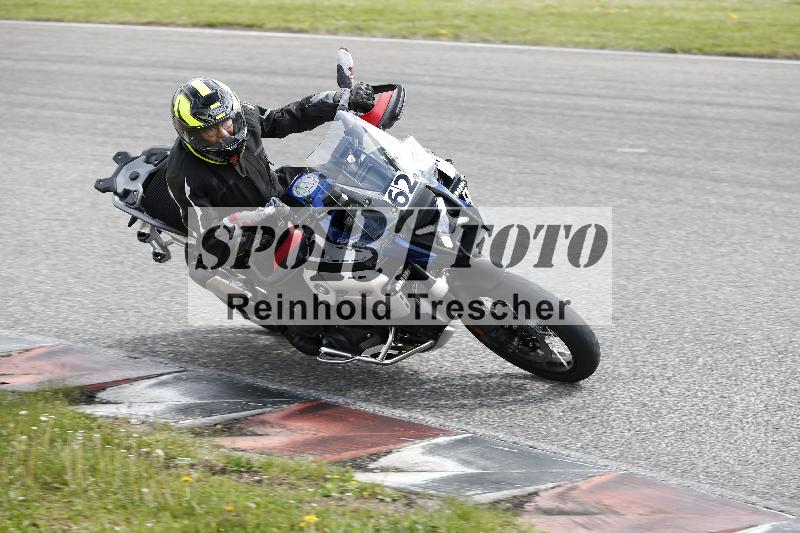 /Archiv-2025/10 23.04.2025 Cornu Master School ADR/gruen-vert/62